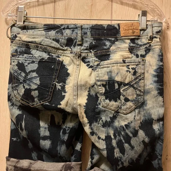 aeropostale Reverse bleach tie dye Bermuda stretch jean shorts size 4 - Picture 9 of 9